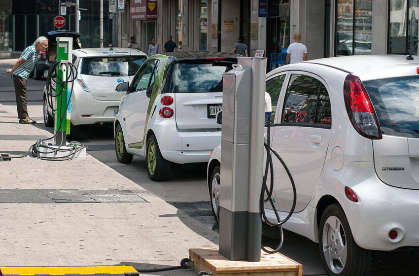  Road to electric car paradise paved with handouts